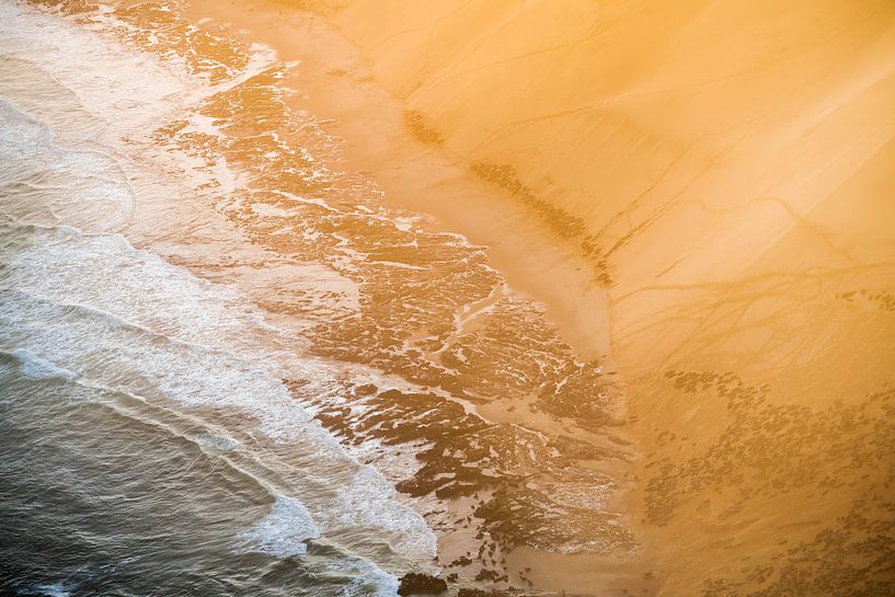 Where the sand deserts meet the water in Namibia by Sanne Molenaar