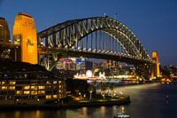 Sydney Harbour Bridge bij zonsondergang