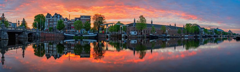 Panorama des Flusses Amstel in Amsterdam, 2020 von Amsterdam.Photos