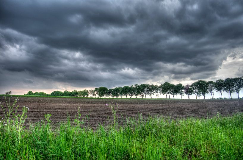 Vastness avec des nuages par Edgar Schermaul