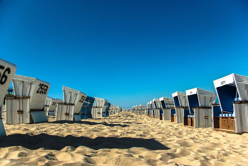 Beach chairs by Norbert Sülzner