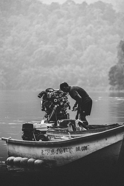 Exploration by Wooden Motorboat: Adventure on Cheow Lan Lake by Ken Tempelers