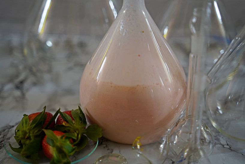 Milk Shake à la fraise dans une flasque par Babetts Bildergalerie
