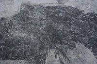 Decay of a gravestone leads to abstraction