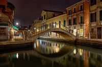 Venedig - eine Brücke bei Nacht