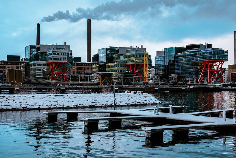 Ruoholahti Winterhafen – Moderne Architektur &amp; rote Träger von Toaster Studio – Kreative Fotografie