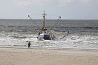 Ameland/Boat on the beach