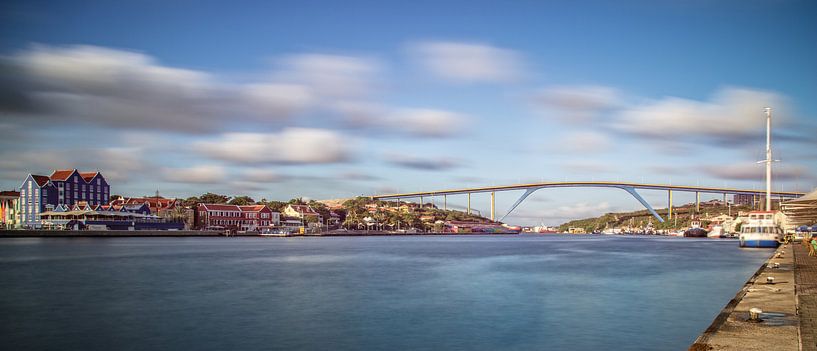 Juliana-Brücke in Willemstad, Curacao von Mark De Rooij
