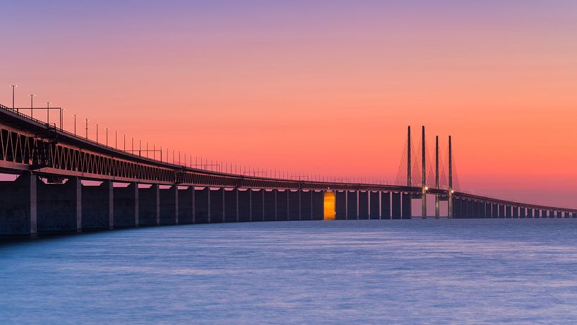 Sonnenuntergang an der Öresundbrücke, Malmö, Schweden von Henk Meijer Photography