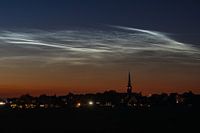 NLC-Wolken über Zuid-Beijerland