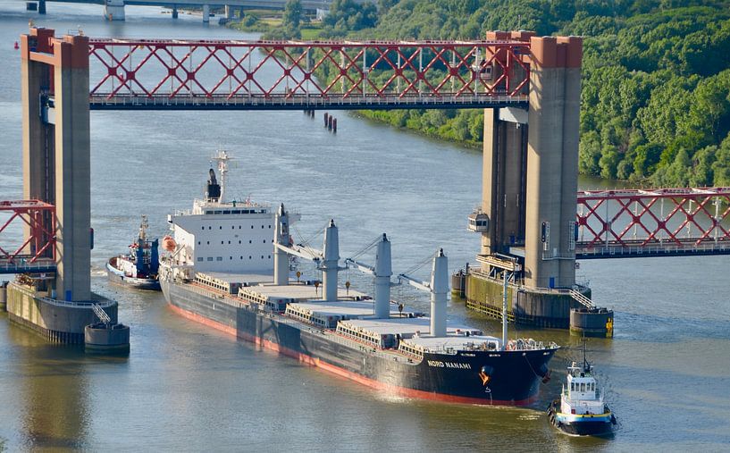 Schip onder brug von Marcel Schouten