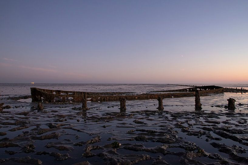Sonnenaufgang am Wattenmeer in den Niederlanden von Gert Hilbink