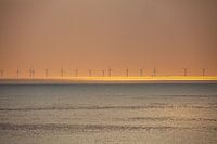 Windmolens bij zonsondergang