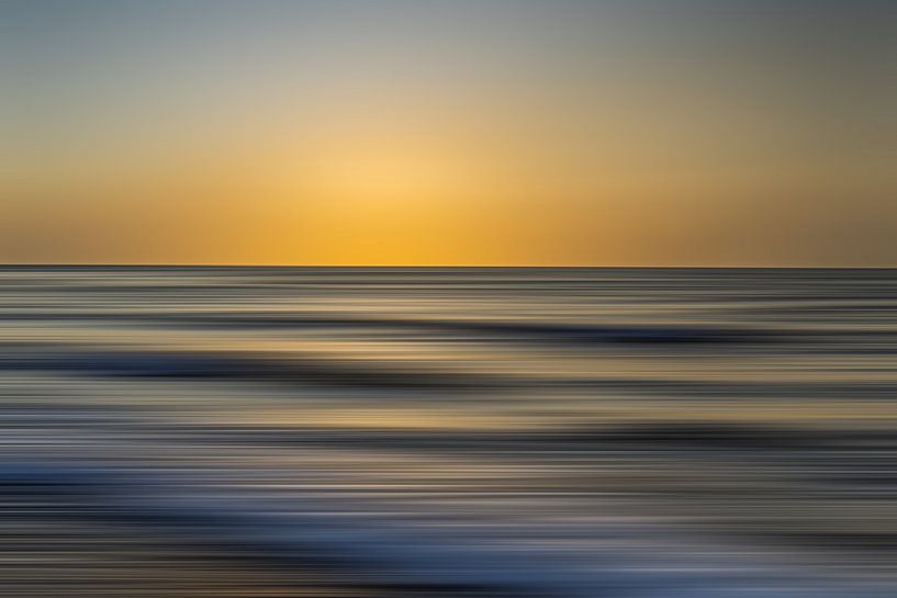 Sky and sea by Ralf Hickmann