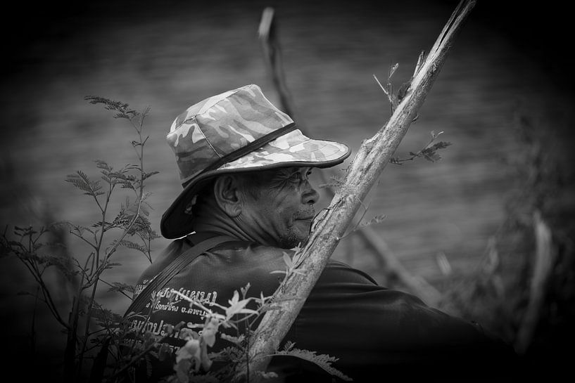 Homme thaïlandais avec chapeau de camouflage par Franklin Driessen