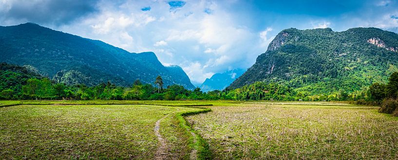 Wanderweg durch die Landschaft von Nord-Laos von Rietje Bulthuis