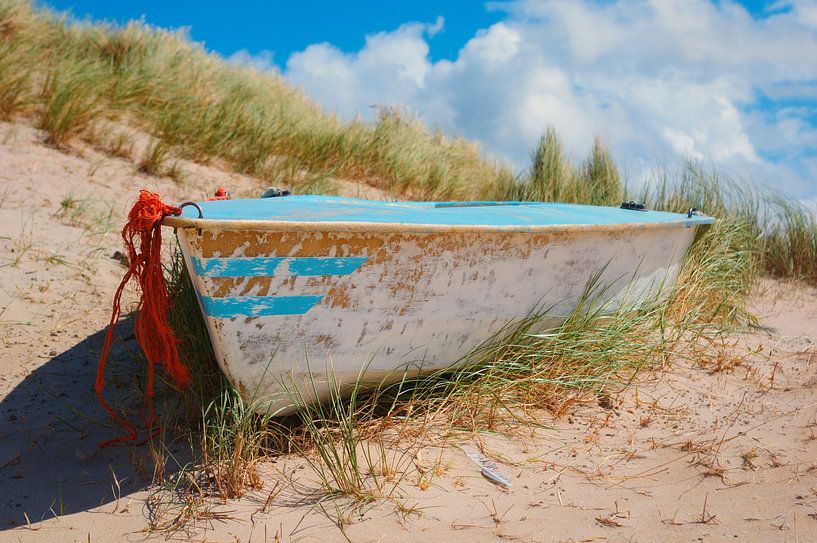 Boot in den Dünen - Texel by AD DESIGN Photo & PhotoArt