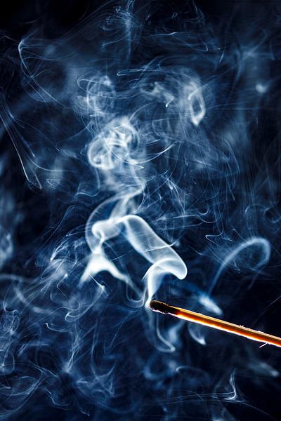 Dancing smoke by Roland Brack