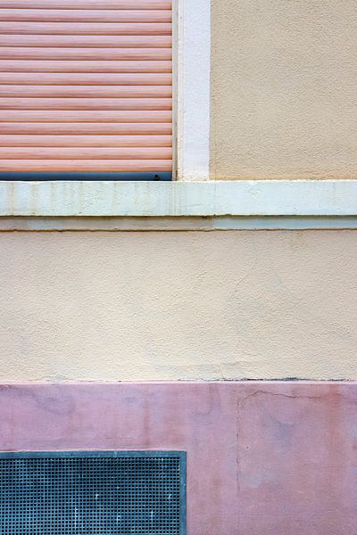 On the street | travel photography | pastels by ellenklikt