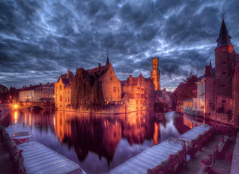 Dynamisches Brügge. von Jurgen Maassen