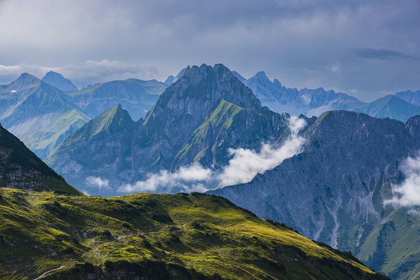 Panorama de montagne du Laufbacher-Eckweg vers Höfats, 2259m, Alpes d'Allgäu, Allgäu, Bavière, Allemagne par Walter G. Allgöwer