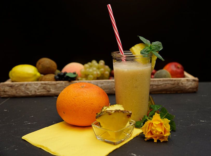 Pineapple coconut lemonade with grapefruit. by Babetts Bildergalerie