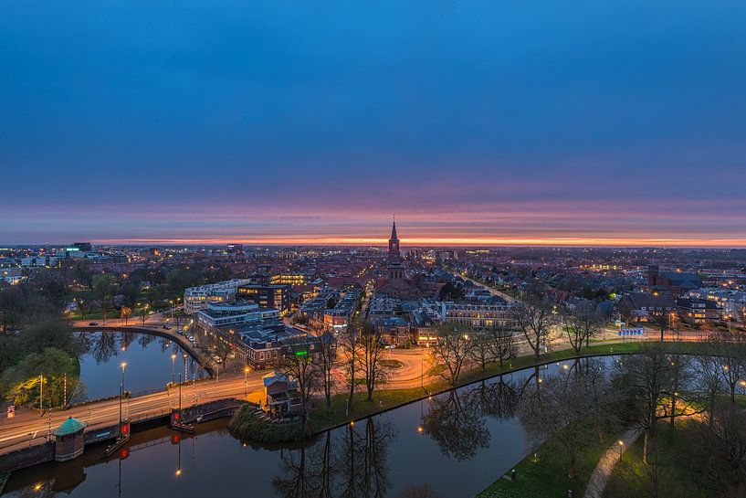 View from the Oldehove  in Leeuwarden at Night  par Kevin Boelhouwer