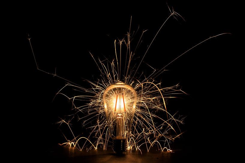 ampoule étincelante par FotoBob