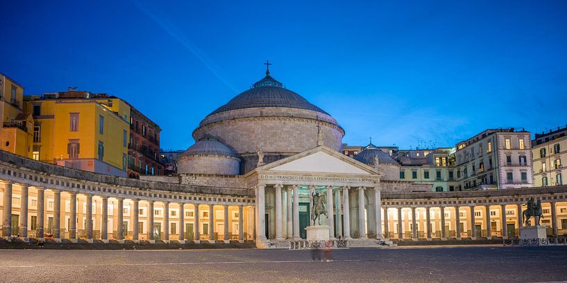 Neapel - Basilica San Francesco da Paola bei Nacht von t.ART
