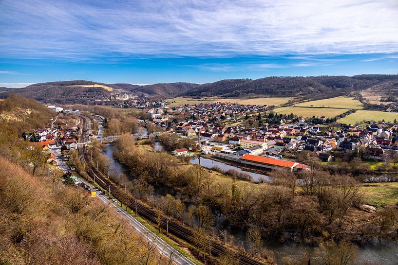 Randonnée printanière à travers la magnifique vallée de la Saale près de Dornburg-Camburg - Thuringe - Allemagne par Oliver Hlavaty