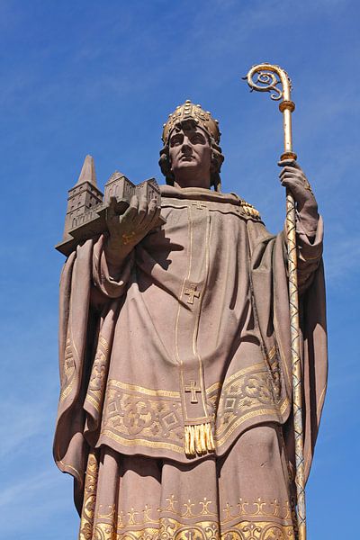 Sculpture of the city founder Archbishop St. Ansgar, Comfort Bridge, Hamburg, Germany by Torsten Krüger