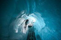 Grotte de glace dans le glacier Vatnajökull en Islande