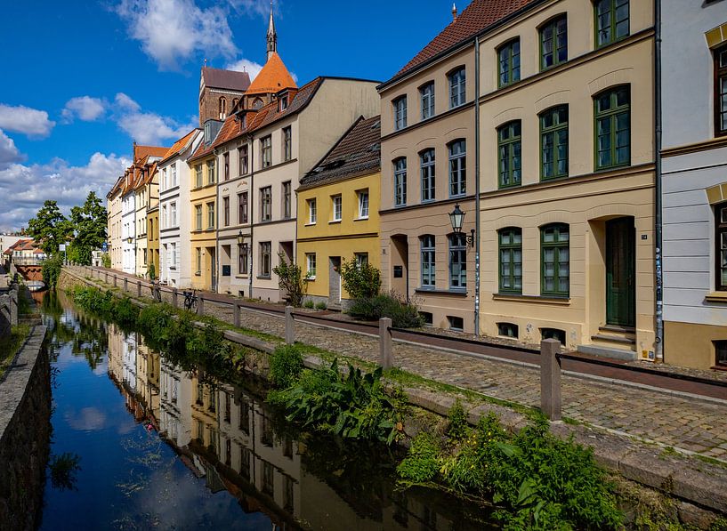City canal Mühlengrube by Holger Felix