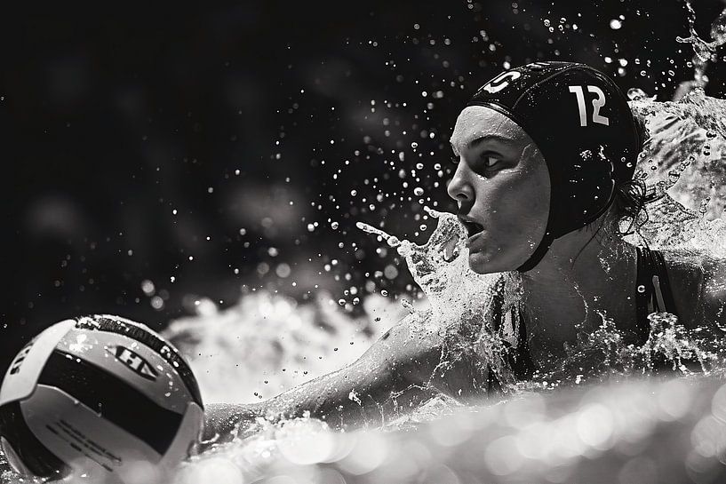 Water polo Intensity: Focus in Monochrome by Karina Brouwer