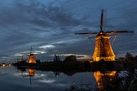 La digue des enfants illuminée le soir