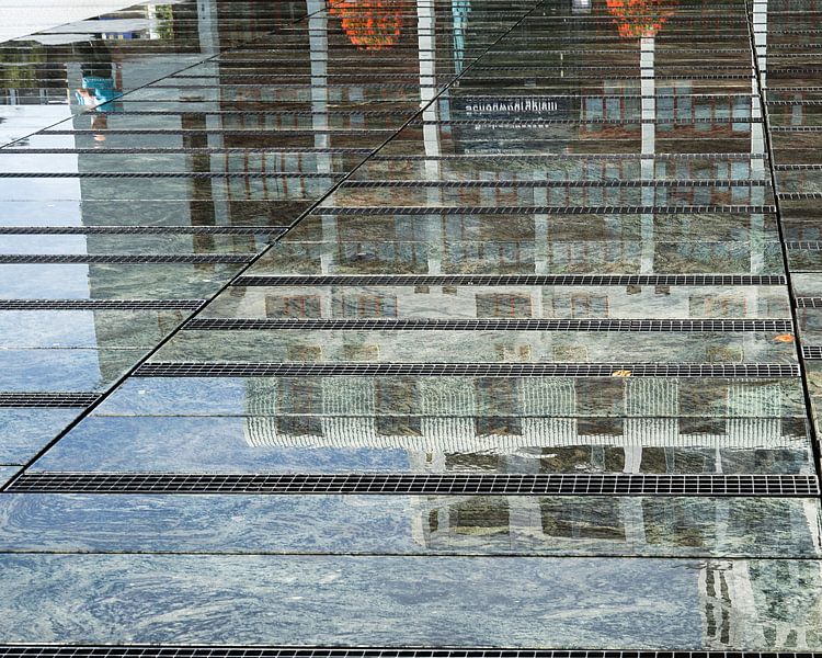 Rotterdam Schouwburgplein by Louis ten Kate