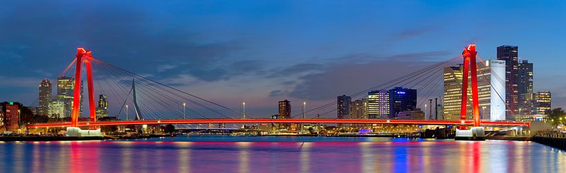 Panorama Willemsbrug van Anton de Zeeuw