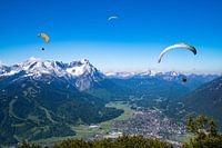 Paraglider over Garmisch Partenkirchen