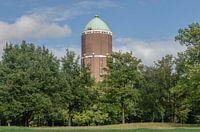 Wasserturm vom Golfplatz aus