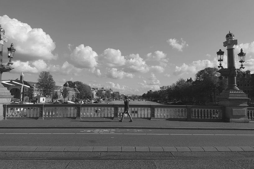 Le pont bleu d'Amsterdam par Marianna Pobedimova