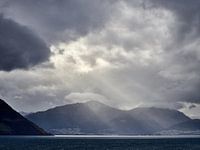Sonnenstrahlen über der Landschaft