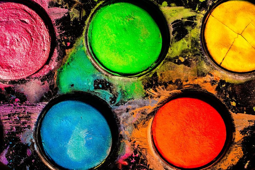 Detail children's paint box by Dick de Gelder