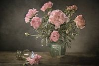 pioenrozen in gemberpot