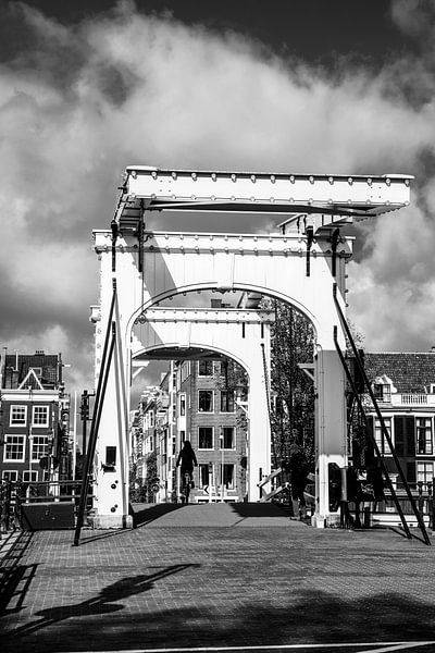 Skinny Bridge Amsterdam by Robbert Frie