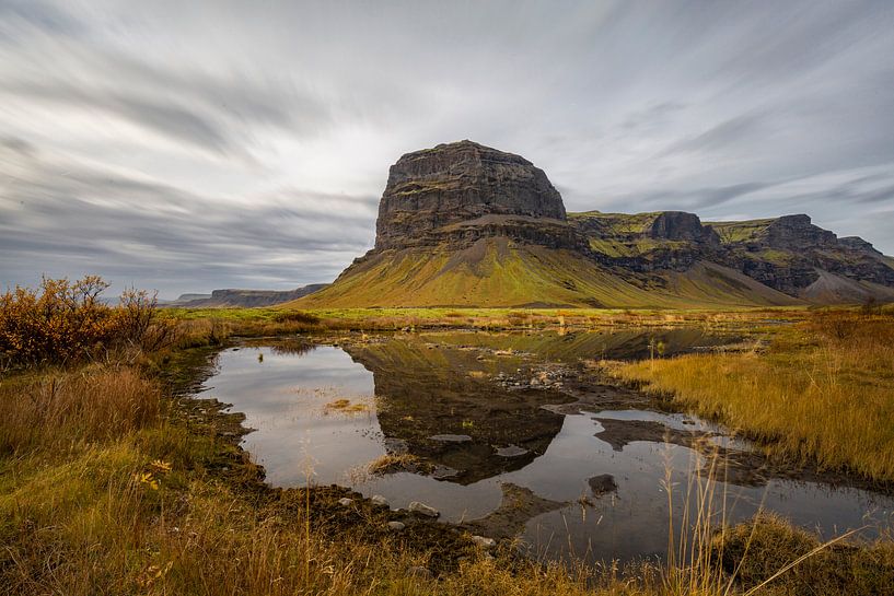 The beautiful mountain Lómagnúpur in the south of Iceland by Paul Weekers Fotografie