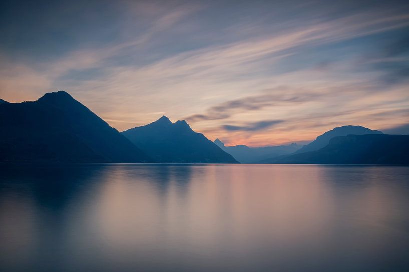 Sunrise at the Vierwaldstättersee by Ilya Korzelius