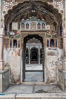 Doorkijkje in een koopmanshuis in Ramgarh, Shekawati