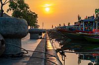 Bateaux le long du quai à Hội An, Vietnam