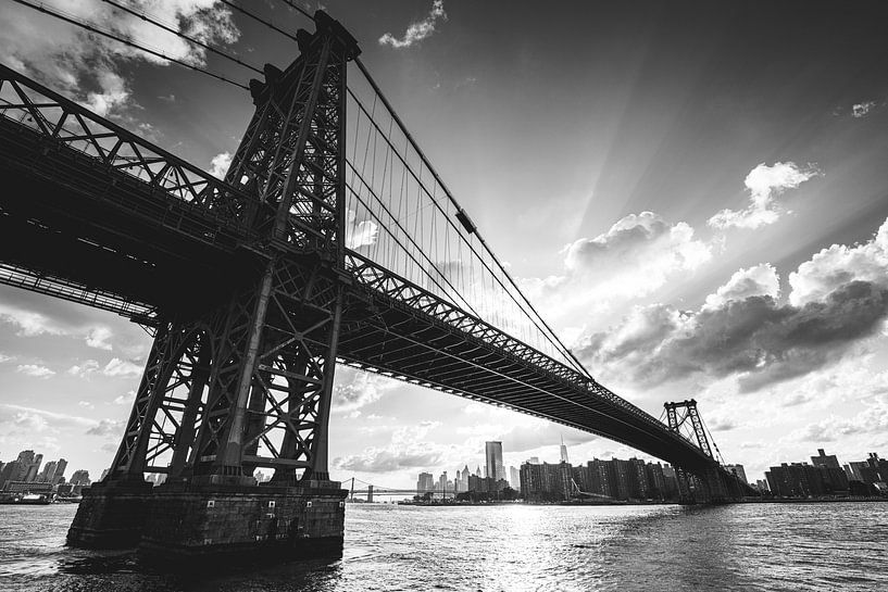 Williamsburg Bridge, New York City (Schwarz Weiß) von Sascha Kilmer