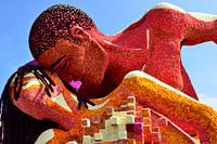 Verliefd stel in innige omhelzing